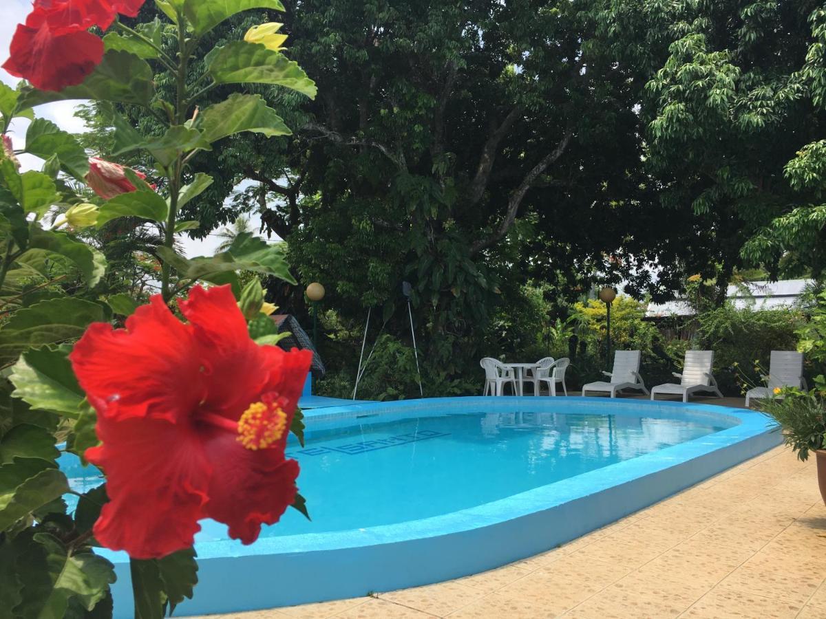 Hotel Santo Luganville Esterno foto