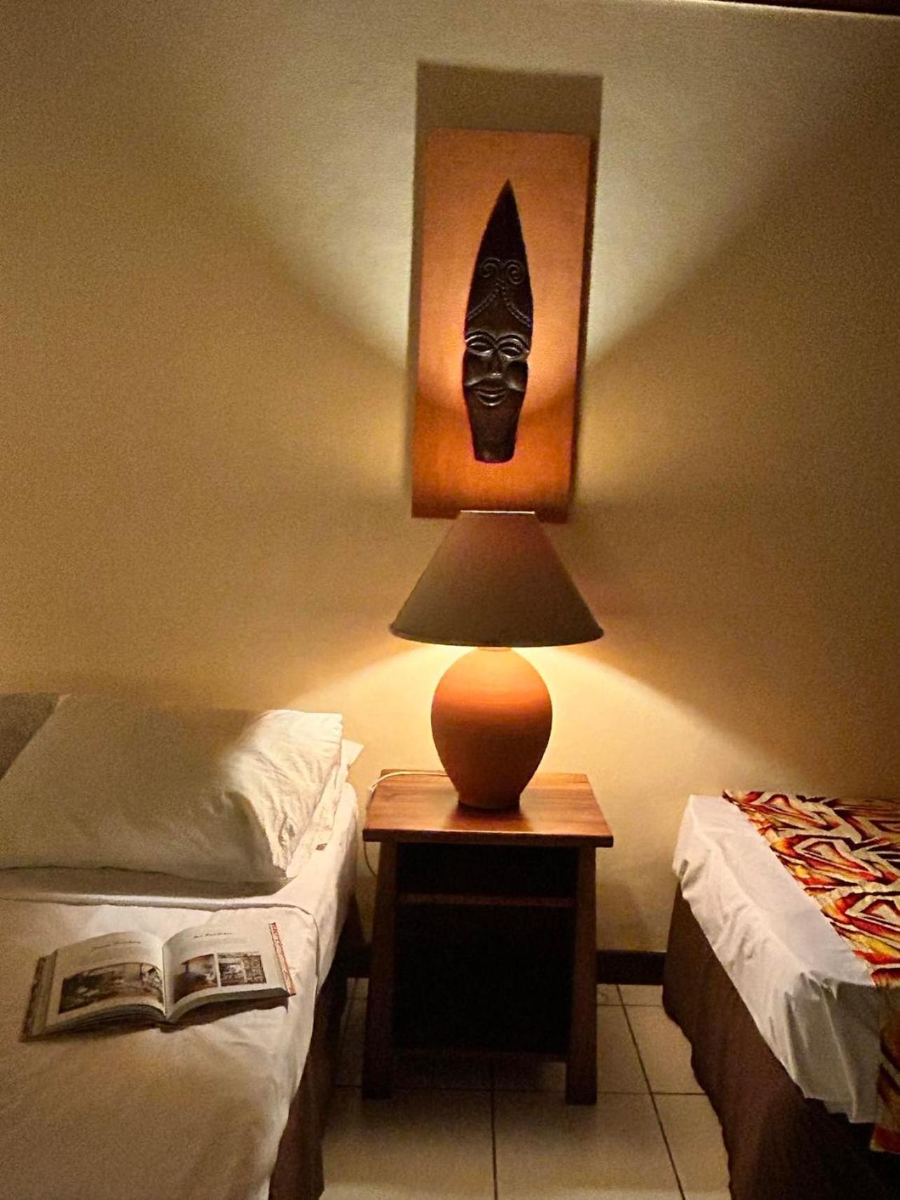 Hotel Santo Luganville Esterno foto