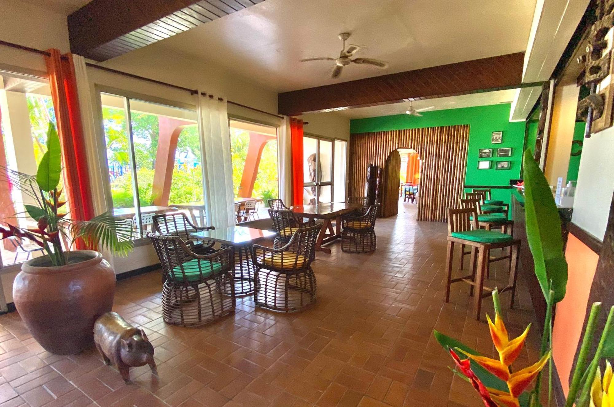 Hotel Santo Luganville Esterno foto